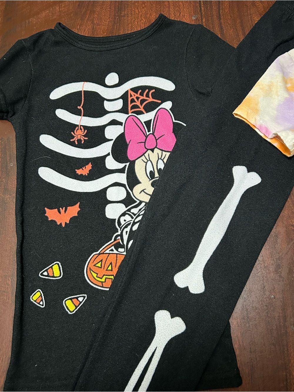 Disney Minnie Mouse Halloween Skeleton Set & T-Shirt - Picture 3 of 5